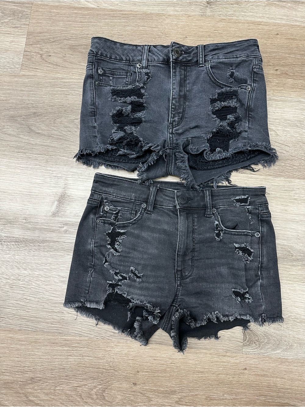 American eagle denim shorts Distressed Black Denim Women's Shorts size 6